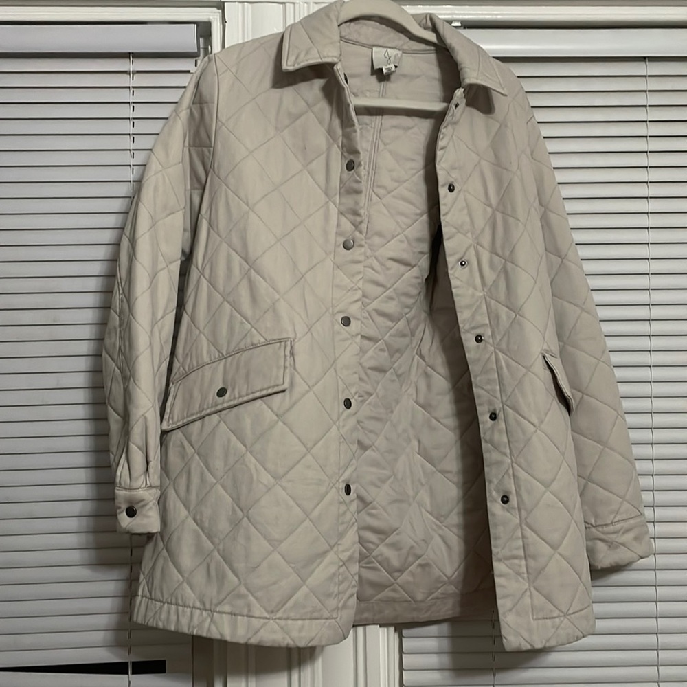 Size small